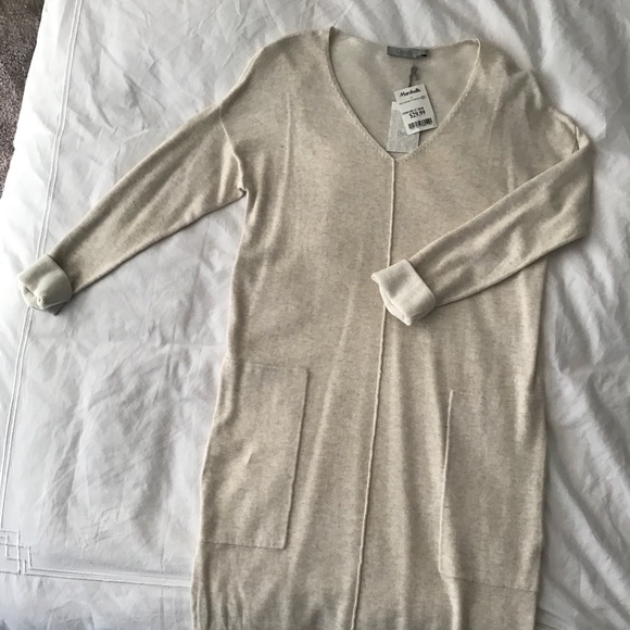 Sweaters - V neck tunic